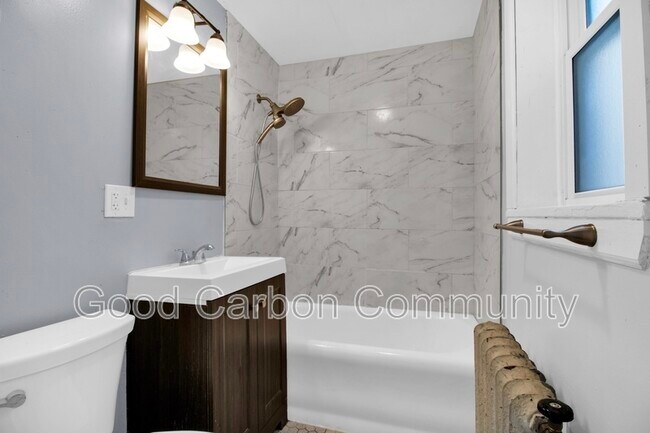 Primary Photo - 7 E Depew Ave