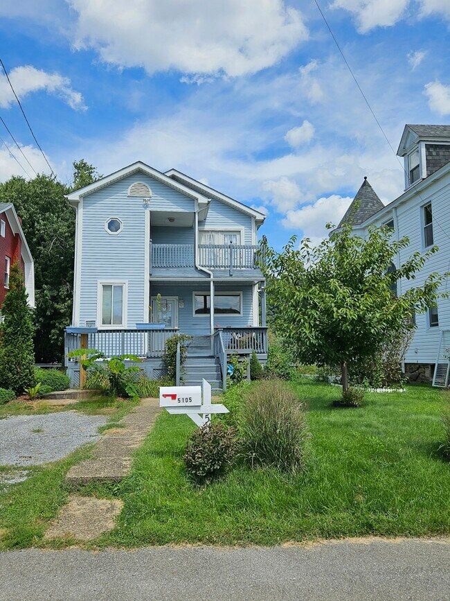 Building Photo - 5105 River Rd