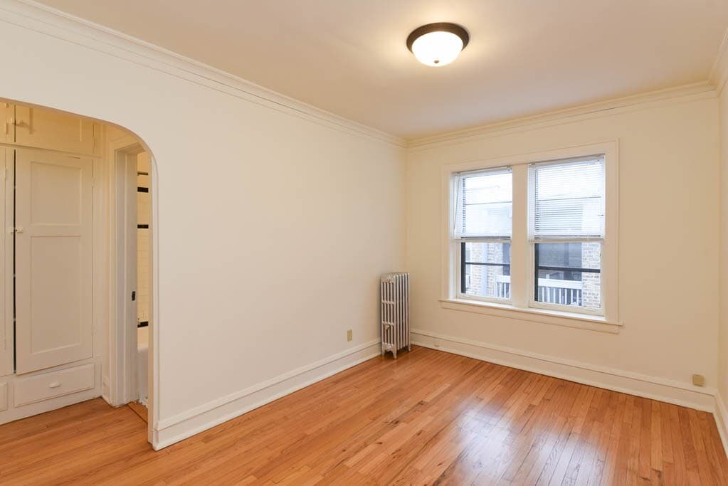 Building Photo - 2850 W Cullom Ave