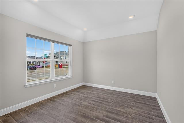 Building Photo - 1205 Lavinola Ln