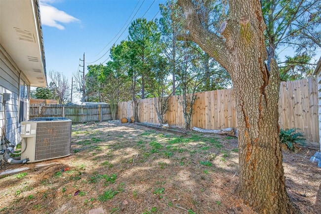 Building Photo - 10619 Goodrum Rd