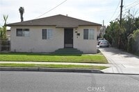 Building Photo - 910 E Newmark Ave