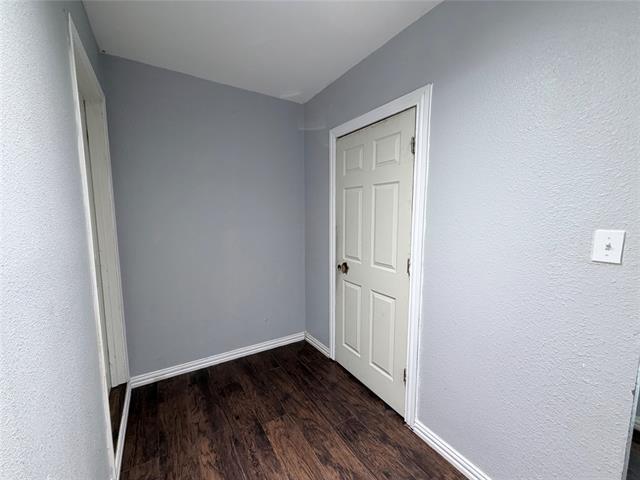 Building Photo - 1109 Leyenda Dr