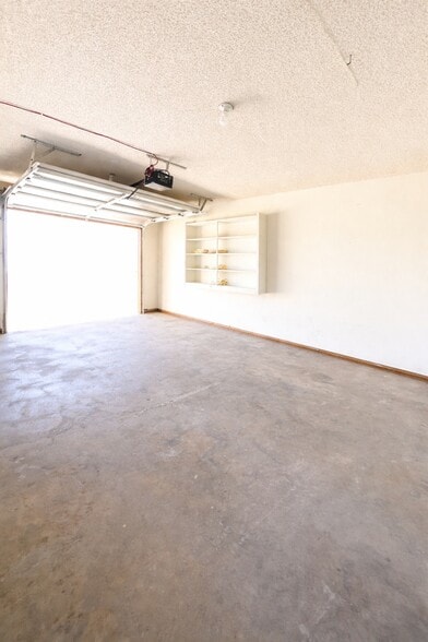 Building Photo - 6688 National Park Dr