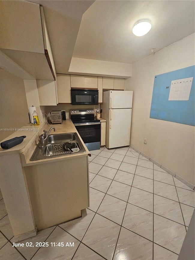 Building Photo - 15405 N Miami Lakeway