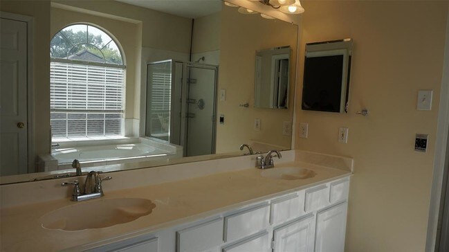 Building Photo - 3626 Mill Bridge Way