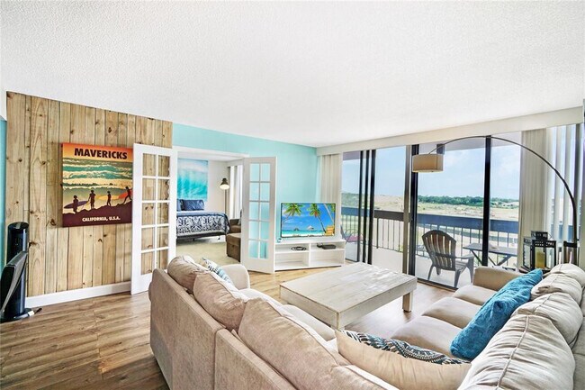 Building Photo - 2400 Presidential Way