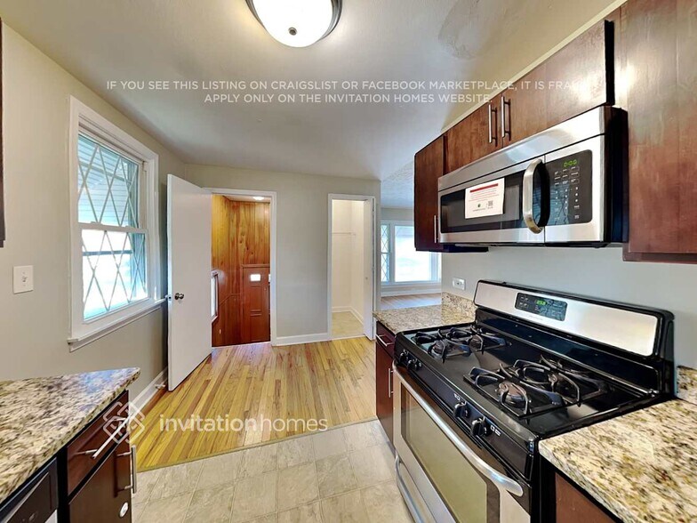 Building Photo - 4717 Wesley Terrace