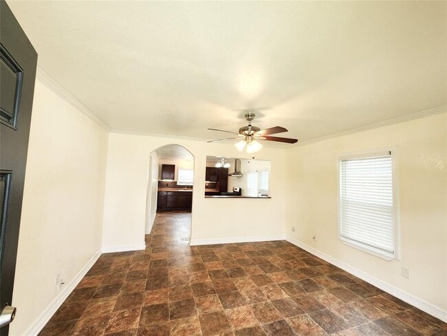Building Photo - 1204 De Boll St
