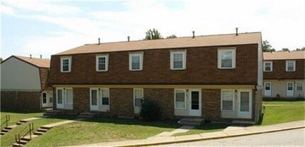 Building Photo - 872 Westminster Way