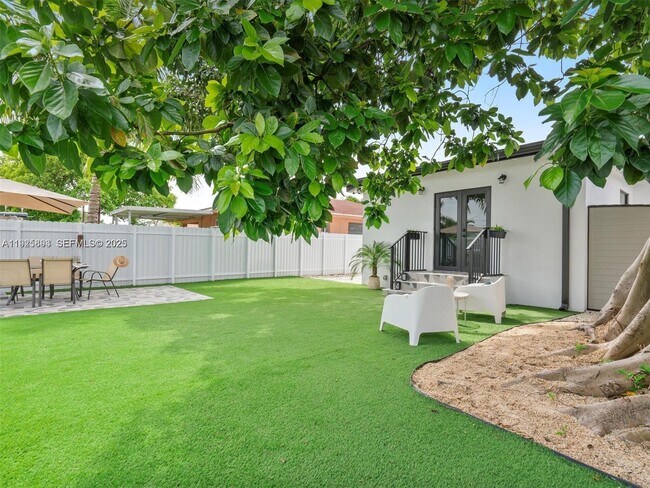 Building Photo - 2171 NW 49th St