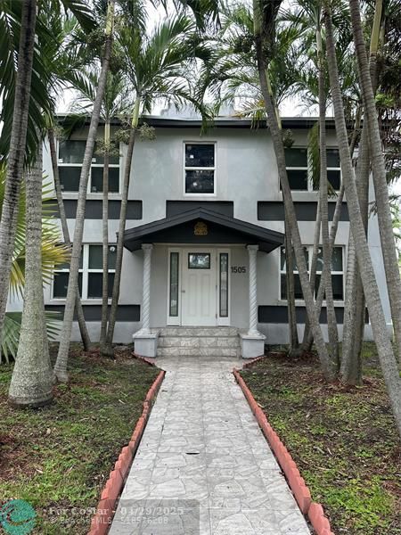 Building Photo - 1505 Washington St