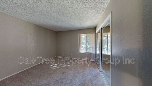 Building Photo - 1637 Catalina Ct