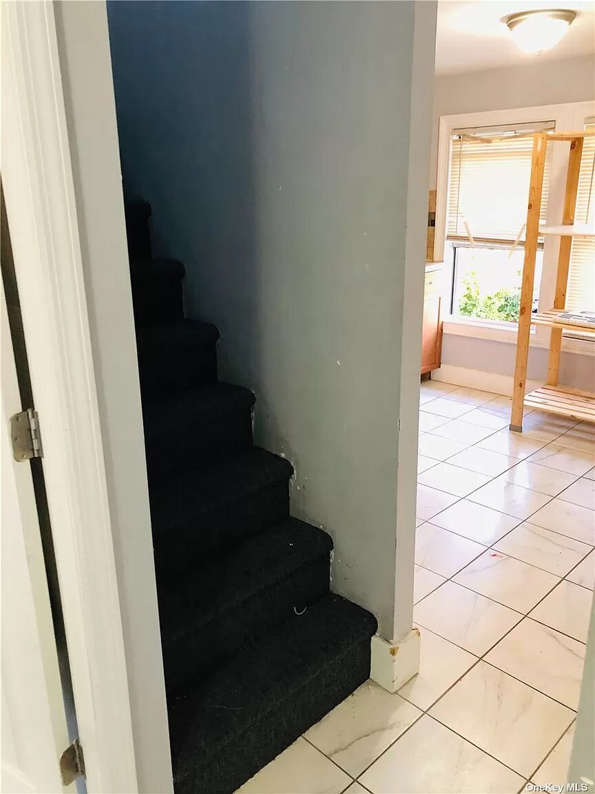 Stairs to upstairs bedroom 2 - 29 Hoff Ct