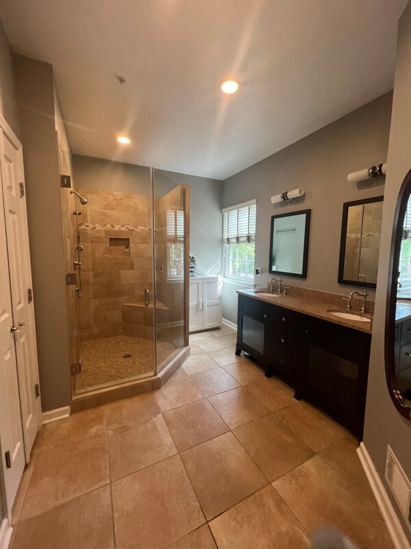 Building Photo - 502 Bright Meadow Dr