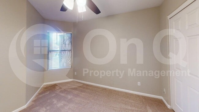 Building Photo - 4722 E Verbena Dr