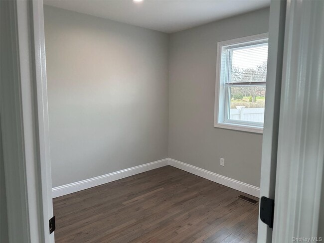 Building Photo - 99 N Railroad Ave