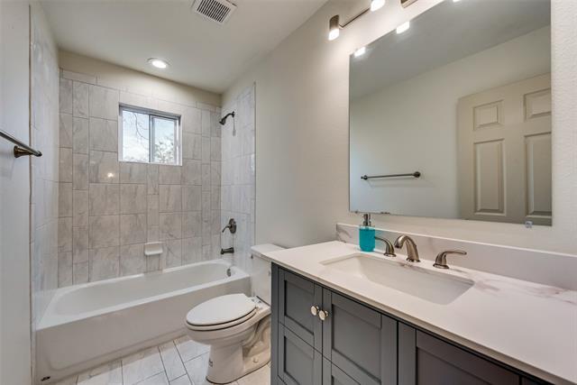 Building Photo - 10314 Baronne Cir