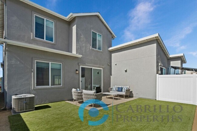 Building Photo - Brand New 1bd/1ba Home w/Private Yard, Central AC, & In Unit Laundry