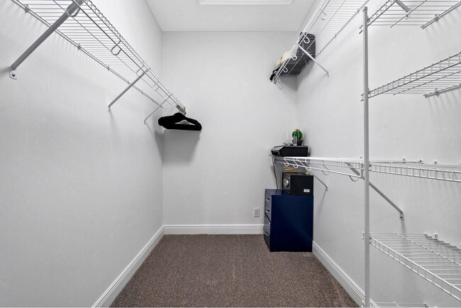 Building Photo - 15848 Italian Cypress Wy