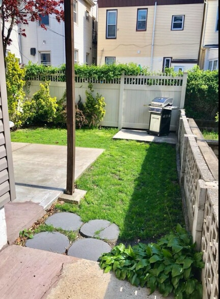 Backyard - 32 46th St