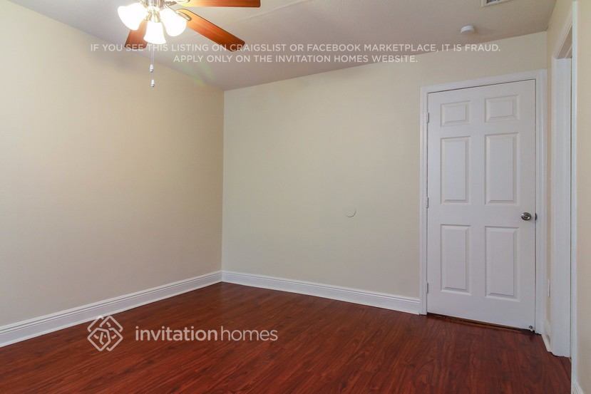 Building Photo - 7711 SW 6th Ct