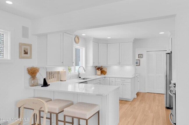 Building Photo - 973 Ocean Ave