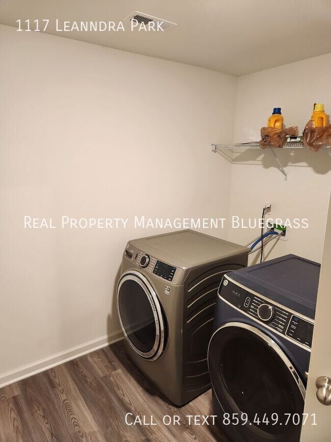 Building Photo - 1117 Leanndra Pk