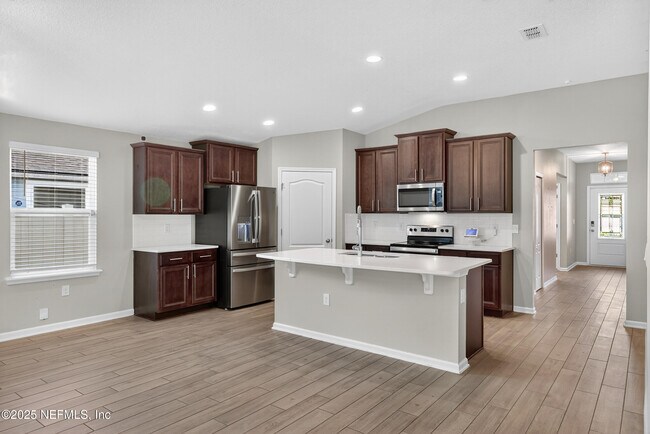 Building Photo - 66108 Edgewater Dr