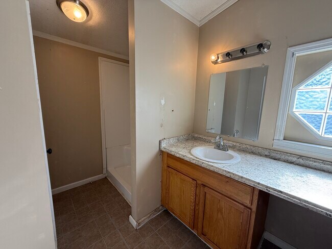 Building Photo - 1033 Union Hill Church Rd