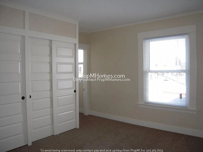 Building Photo - Timeless Belmont Home with Modern Updates!