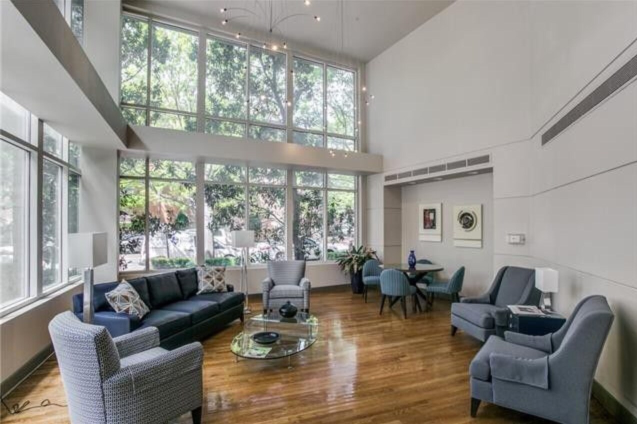 Building Photo - 5055 Addison Cir