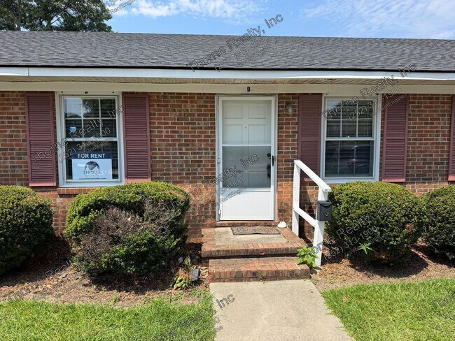 Building Photo - 2206 Candlewood Dr SW