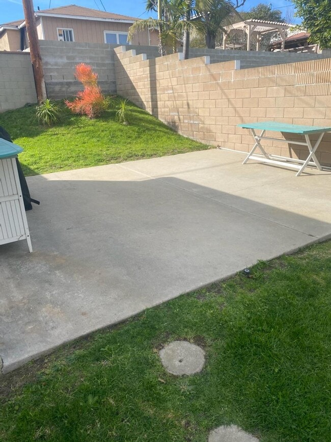 Building Photo - 8511 Wiley Post Ave