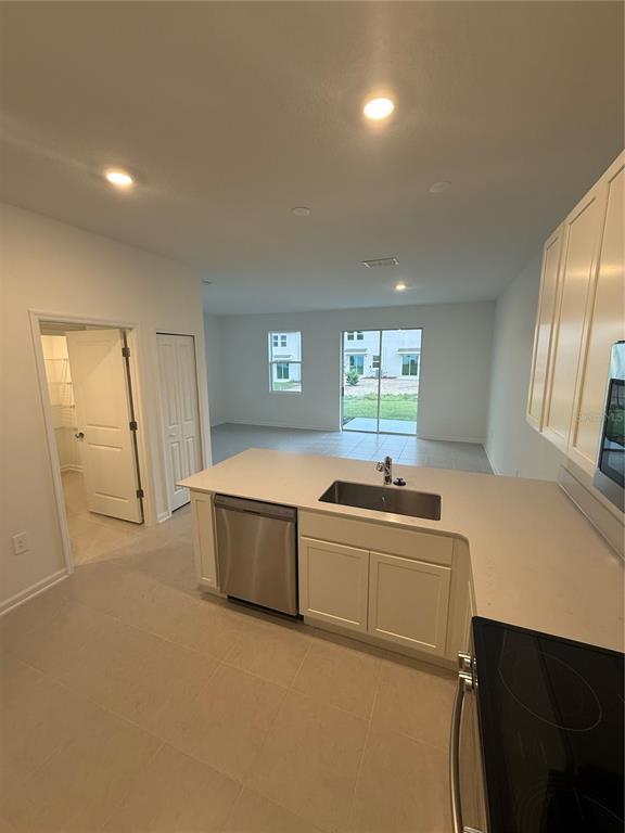 Building Photo - 3047 Mindfullness Dr