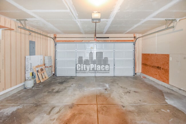 Building Photo - 312 Harts Ford Way