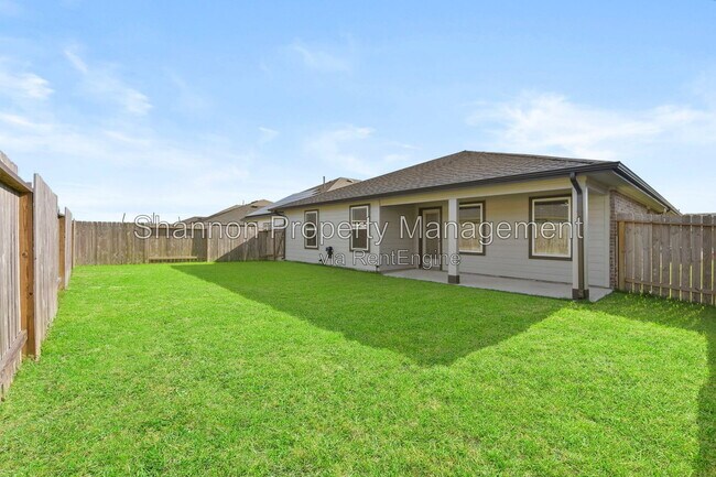 Building Photo - 7915 Murciana Dr