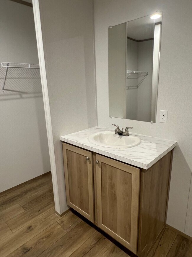 Building Photo - New! Move In Ready & Close to Downtown Aynor!