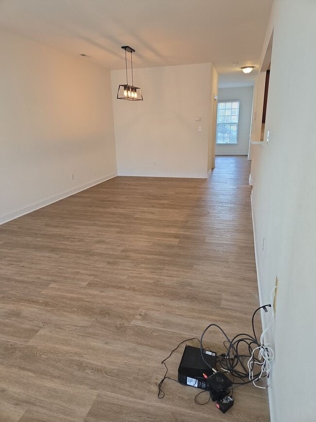 Building Photo - Virginia Beach living at its BEST!