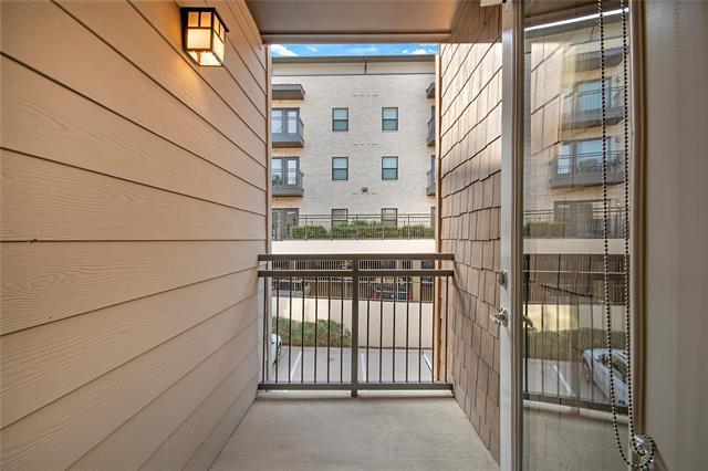 Building Photo - 5619 Belmont Ave