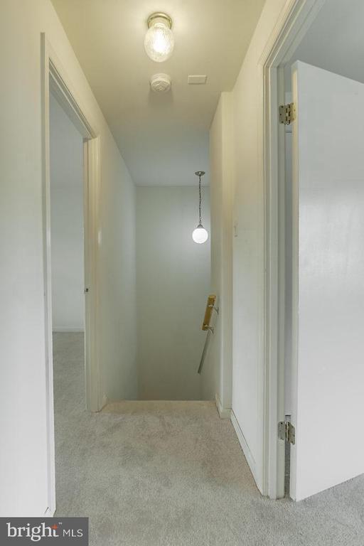 Building Photo - 3025 Ellenwood Dr