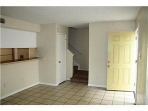 Building Photo - 1317 Southport Dr