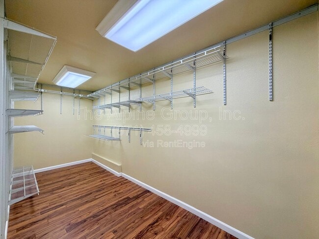 Building Photo - 13760 SW Mapleview Ln