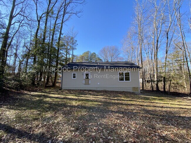 Building Photo - 170 Forest Grove Rd