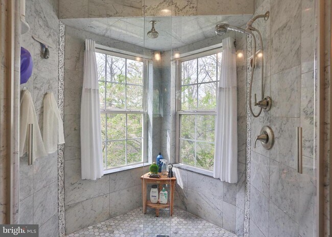 Building Photo - 5111 Lands End Ct