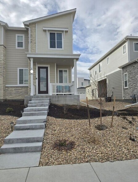 Building Photo - 1695 S Andes Way