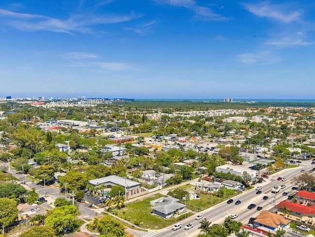 Building Photo - 54 SW 16th St