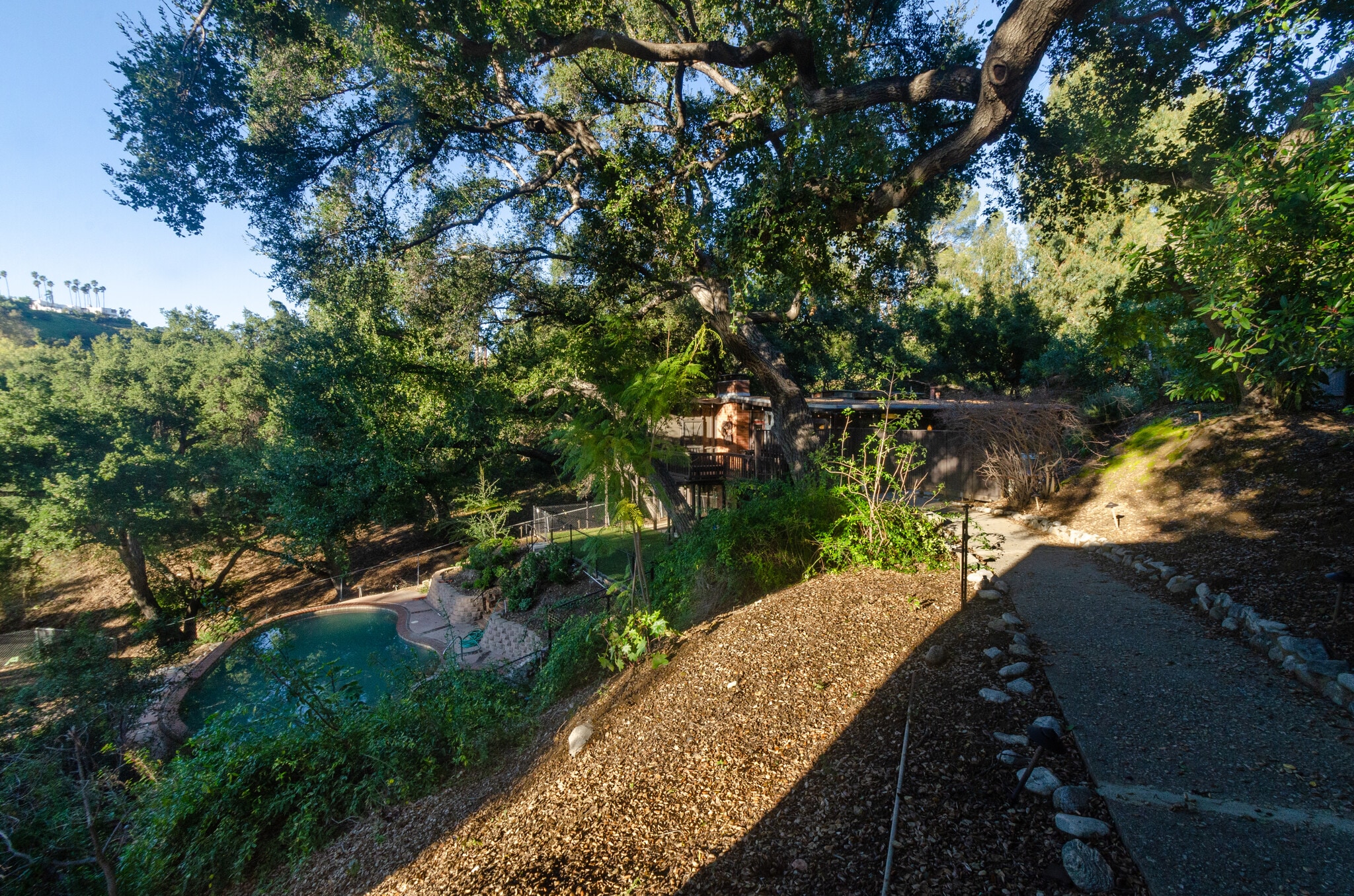 Building Photo - 9801 Shadow Island Dr