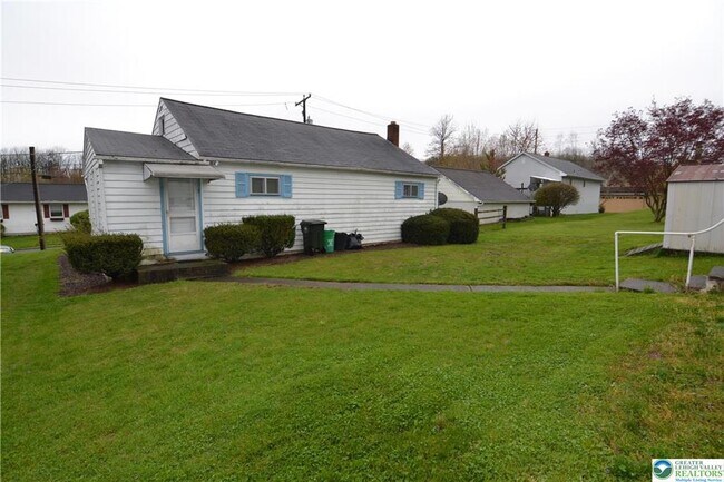 Building Photo - 353 West St