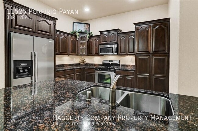 Building Photo - 11525 Porfirio Payan Dr